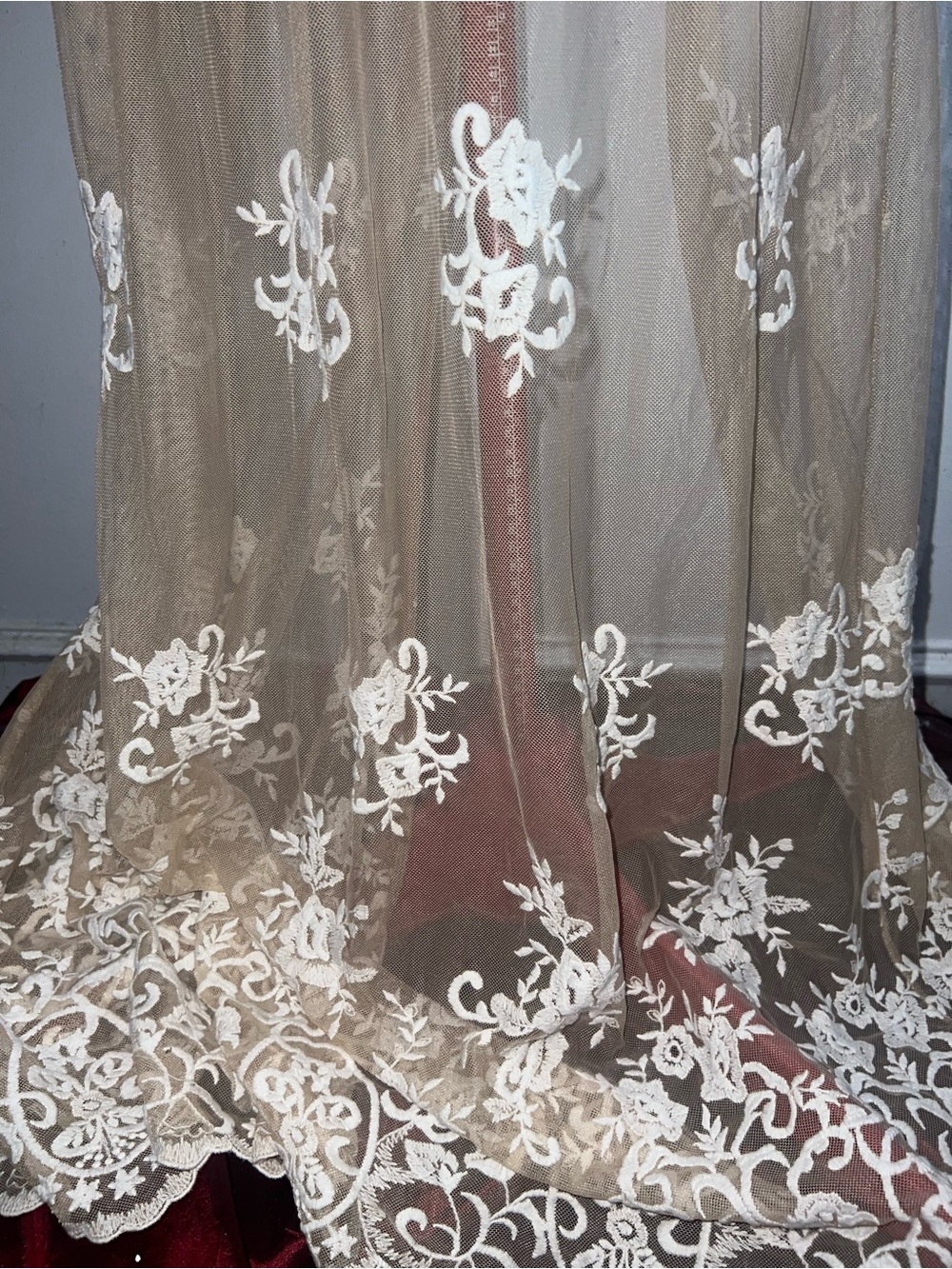 Forever 21 Sheer Lace Embroidered Long Robe Duster Creamsize Medium - Picture 10 of 11